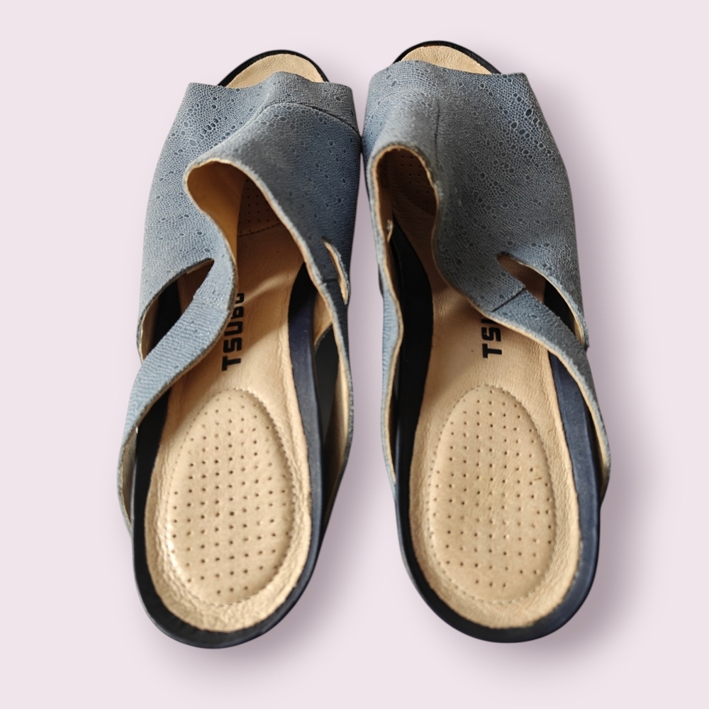 Tsubo 'Ovid' Wedge Sandals In Blue-Grey Snake Skin Suede Size 9 - Picture 4 of 12